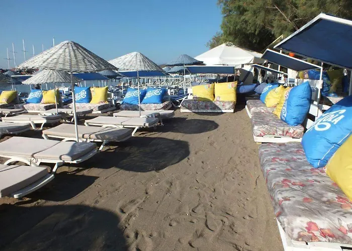 Yahsi Beach *